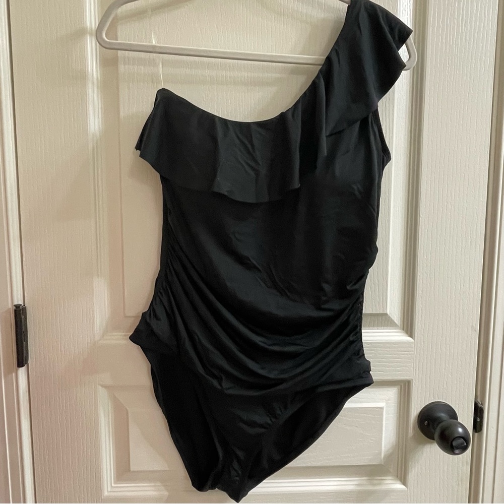 Hilor | Women's One Piece Swimsuit | One Shoulder | NWT | Size 12 | Ruffled